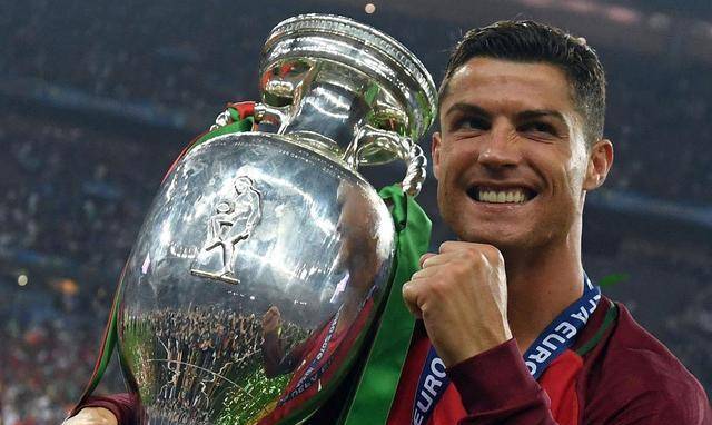 -尤文图斯不断突破！，C罗连续十场比赛得分超过出色发挥全场沸腾不已的简单介绍