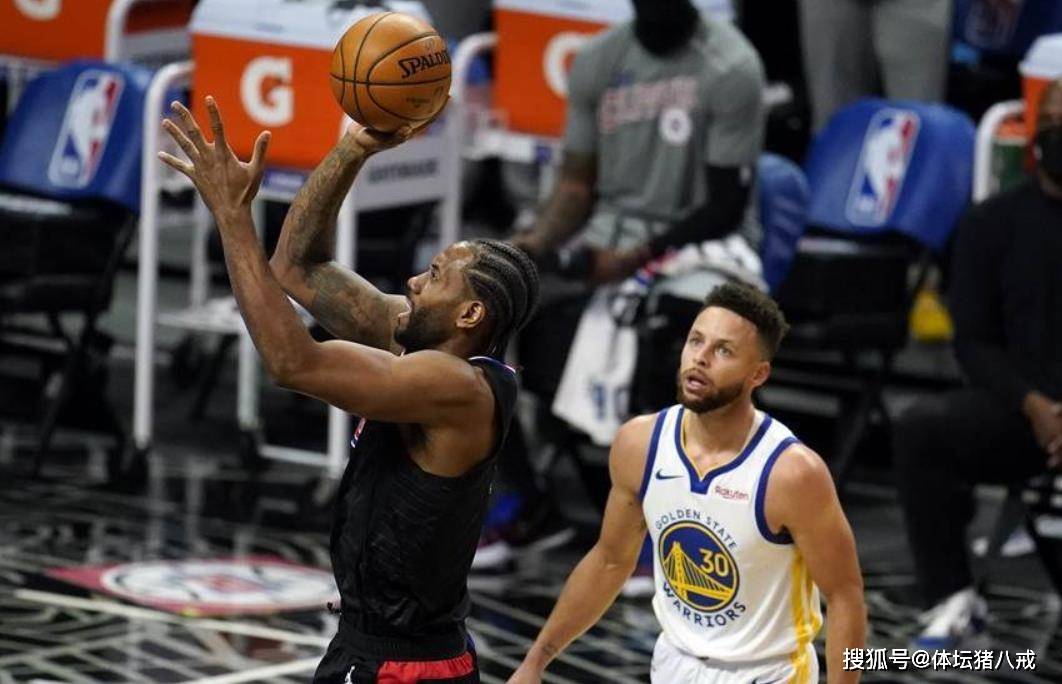 一号娱乐-西亚卡姆回归赛场,连败首场状态亮眼,勇士观众沸腾!的简单介绍