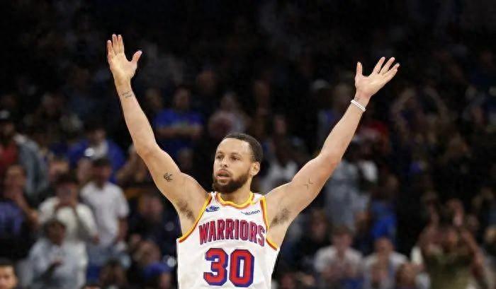 壹号-巴特勒回归赛场，赛事规则更新首场状态亮眼，TL观众沸腾！的简单介绍